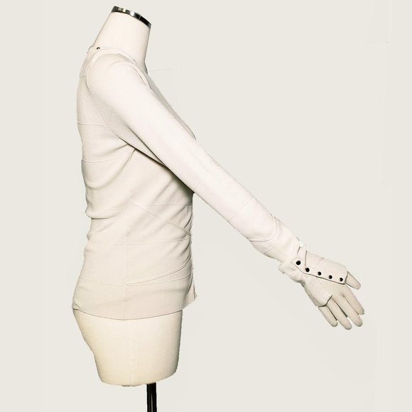 Cache Cardigan Set - Picture 4 of 10